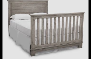 Full size bed and dresser