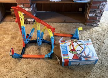 Hot Wheels Track Builder Unlimited Corkscrew Twist Kit