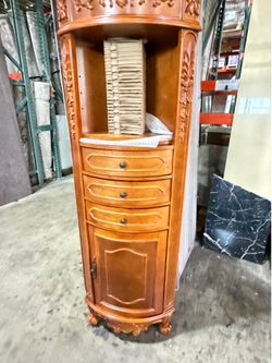 Winslow Freestanding Linen Cabinet