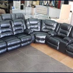 💥💥 Financing Available💥💥[SPECIAL] Vacherie Black Reclining Sectional