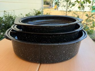 Vintage Graniteware Enamel Roasting Pans Set of 3 (19”, 15.5”, 13”) with Lids