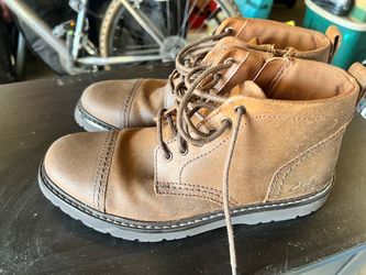 Casual shoes