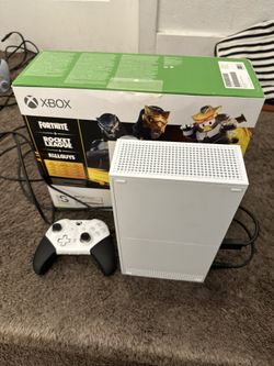Xbox S Series Fortnite, Rocket league , Fall Guys Bundle