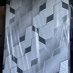 Queen Size Mattress Memory Foam 12”