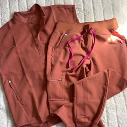 Figs Scrub set, Terracotta | $50