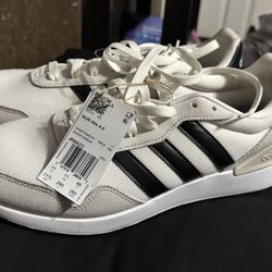 Adidas Run 60s size 11 1/2