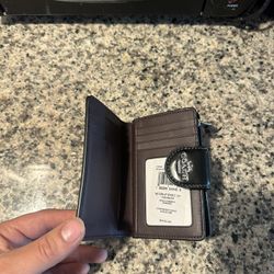 Coach Medium Corner Zip Wallet