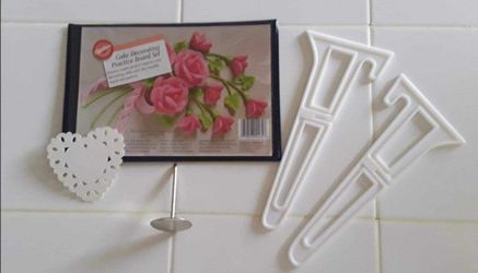 cake decorating tools lot $5 FIRM for ALL!
