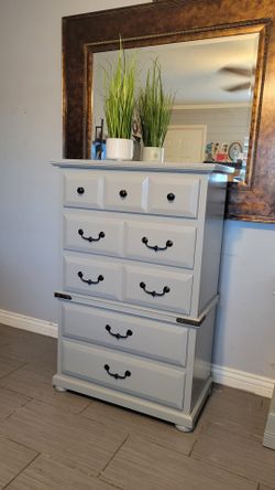 NICE GRAY TALL DRESSER