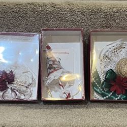 The Christmas ornament collectors club lot of 3 Hat Umbrella bouquet flower lace