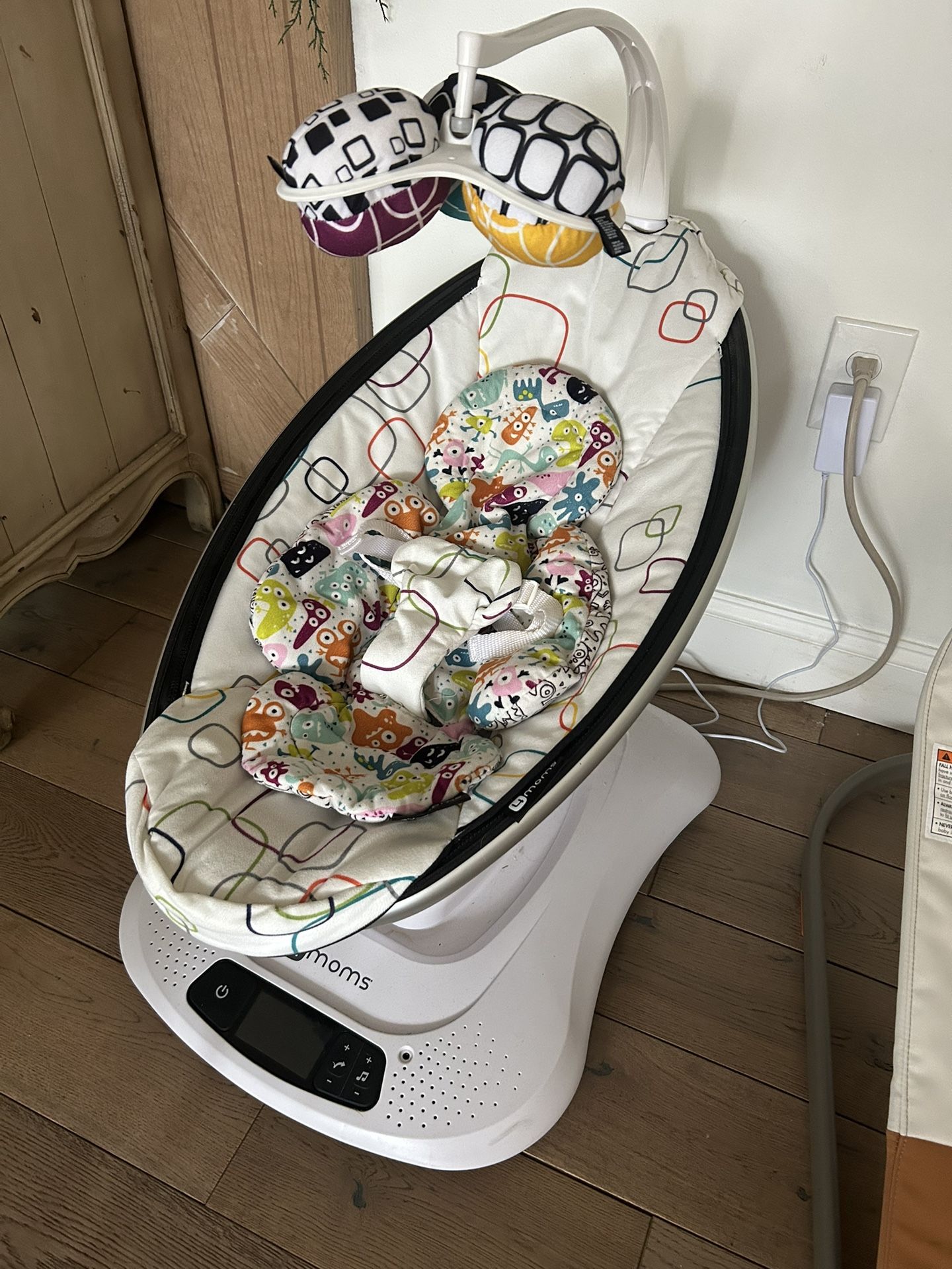 Mamaroo 4moms Baby Swing