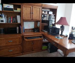 Beautiful 7 piece wood desk