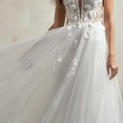 Wedding dress