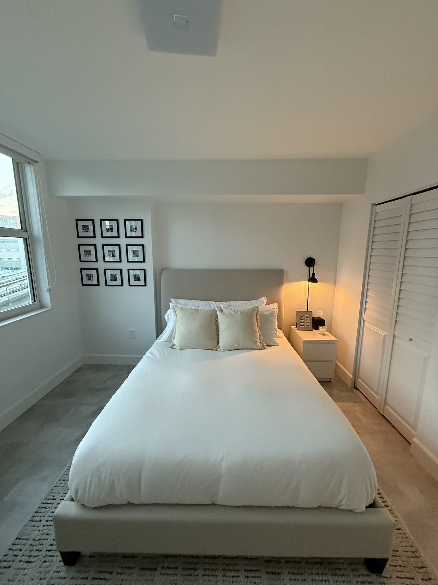 Queen Bed and Bed Frame - Ashley Furniture