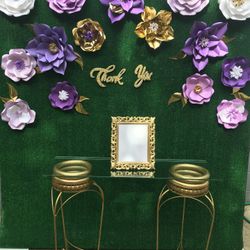 Backdrops & decorations to match colors or themes..