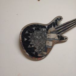 Mirror Guitar  $ 50