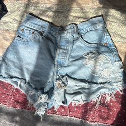 Levi Shorts 