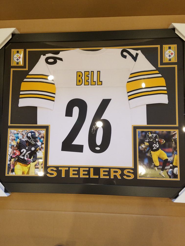 Le'veon Bell Steelers Framed Autographed Jersey