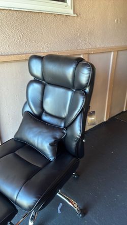 Black Leather Executive Office Chair No Arms