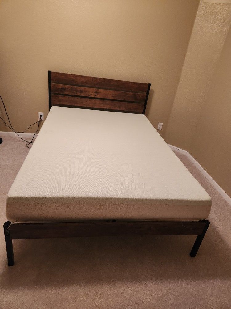 Full Size Bed