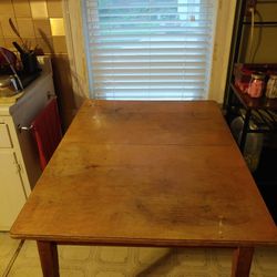 Kitchen Table 