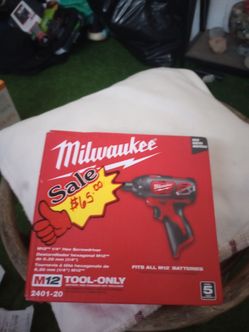 Milwaukee  M12 1/4" hex screwdriver mdl 2401-20 tool only new in box
