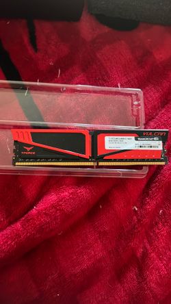 Team Group T-Force Vulcan DDR4 DIMM  8gb 2400MHz RAM Module Red 1.2v