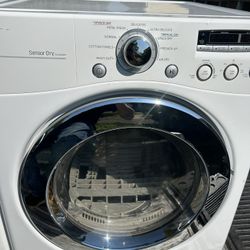 LG WASHER AND DRYER SET 