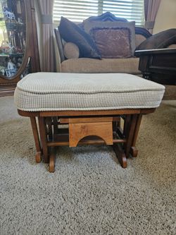 Footrest  Used In Home Or Office 