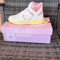 Pink Converse 