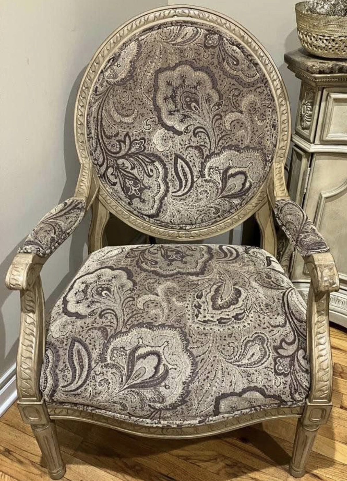 Accent Chair