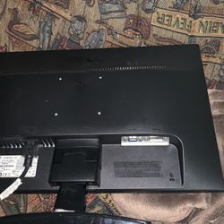 18 in Lg monitor