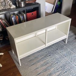 Cabinet / Shelf / Sideboard