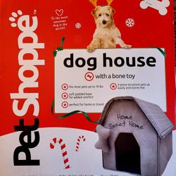 Pet Shoppe Dog House (Up To 10 Lbs.)