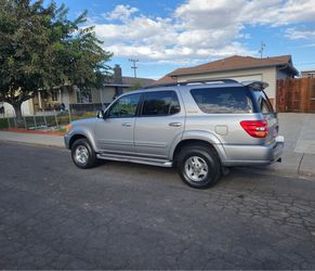 2003 Toyota Sequoia