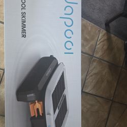 Robotic Pool Skimmer