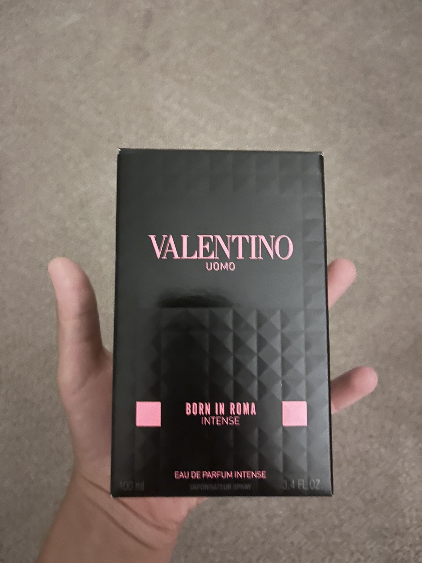 Valentino Uomo : Intense