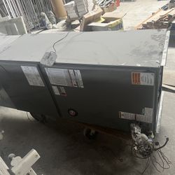 3 Ton Rheen Ac Used Like New 