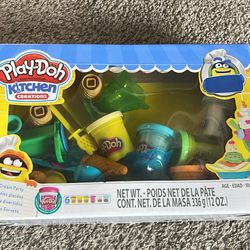 Play dough ice cream set & puzzles