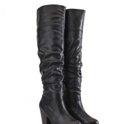 Women's Huxley Knee high boots Size 9 Never Been Worn!