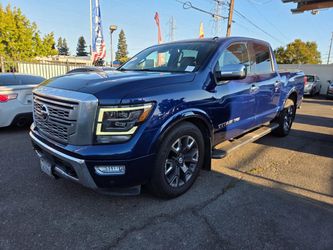 2020 Nissan TITAN