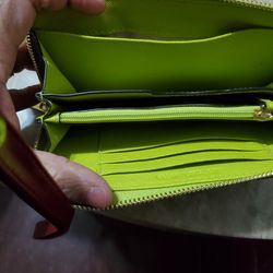 Michael Kors Jet Set Travel Wallet in Green