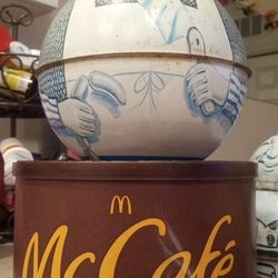 Vintage Bristol Ware Tabacco Tin Replica