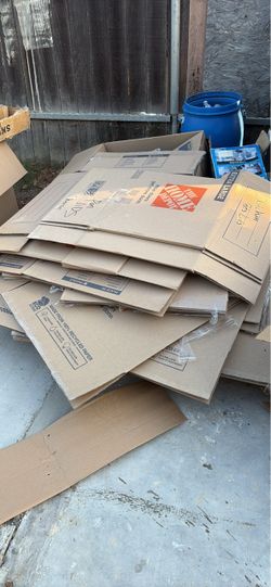 Large Lot of Used Moving Boxes