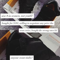 Women’s size 8 black timberland boots 
