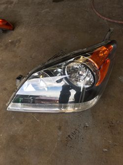 2010 Honda Odyssey Driver Side Headlight