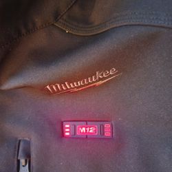 Brand New Never Worn Milwaukee Heated Jacket 