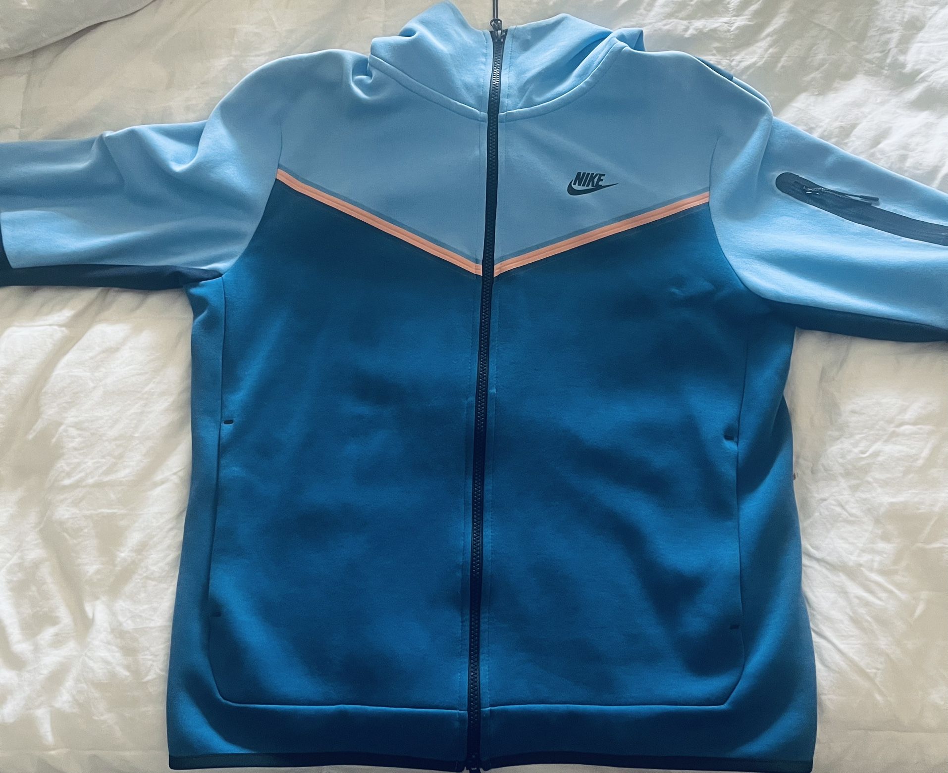Men's Nike Tech Fleece Full-Zip Jacket Size Large