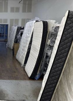 Twin mattress
