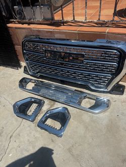 2020 GMC Denali OEM chrome front end
